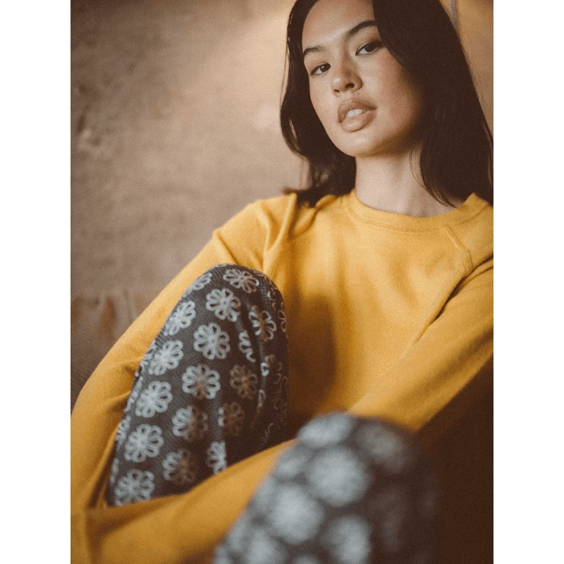 Volcom Lived In Lounge Crew Sweatshirt - Women's 2 Volcom Lived In Lounge Crew Sweatshirt - Women's - Image 2